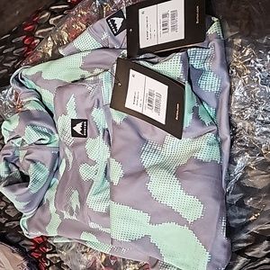 Womens M Burton leggings and long sleeve long neck shirt
